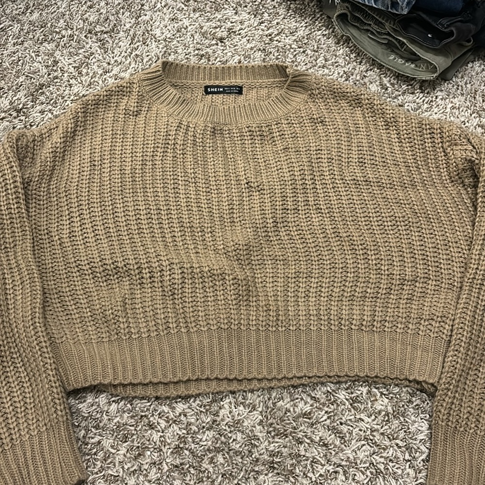 Cropped sweater - Picture 2 of 3